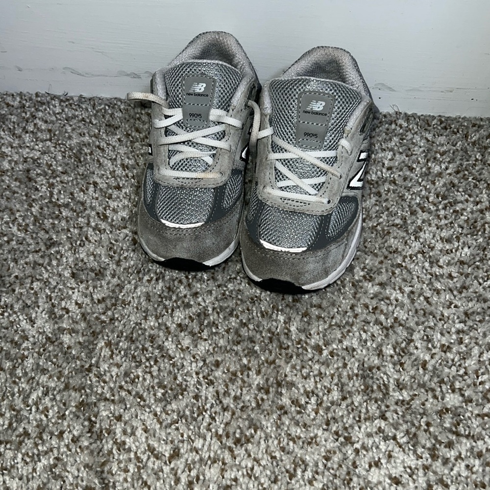 New balance 990 v5